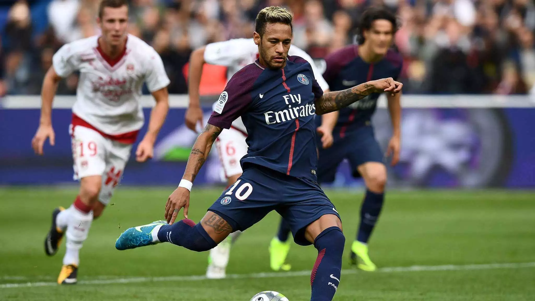 搭档承担更 搭档承担更